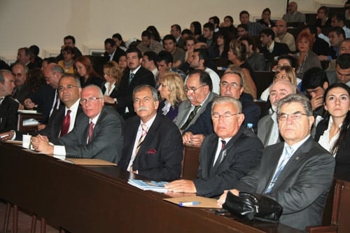 Mesleğe Yeni Başlayan Avukatların Sorunları Forumda Tartışıldı  - 8