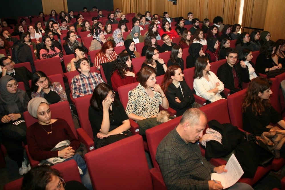 İş Yerinde Kadın: Sömürü, Mobbing, Şiddet ve Taciz - 7