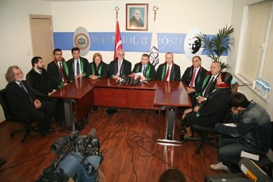 Kocasakal, “Basılmamış Kitaba Ve Avukata Baskını Ve Baskıyı Kınıyoruz”

 - 10