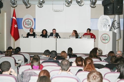 Sağlık Hukukunda Aydınlatılmış Onam
 - 55