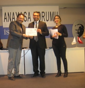 23. Dönem Hukuk İngilizcesi Ve Terminolojisi Derslerini Tamamlayanlara Katılım Belgeleri Verildi - 1