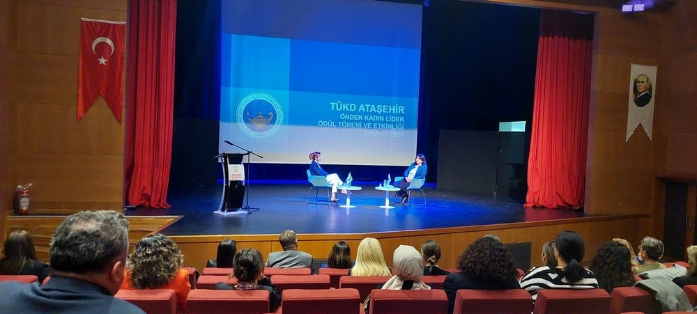 Türk Üniversiteli Kadınlar Derneği'nden Başkan Saraç'a Ödül - 7