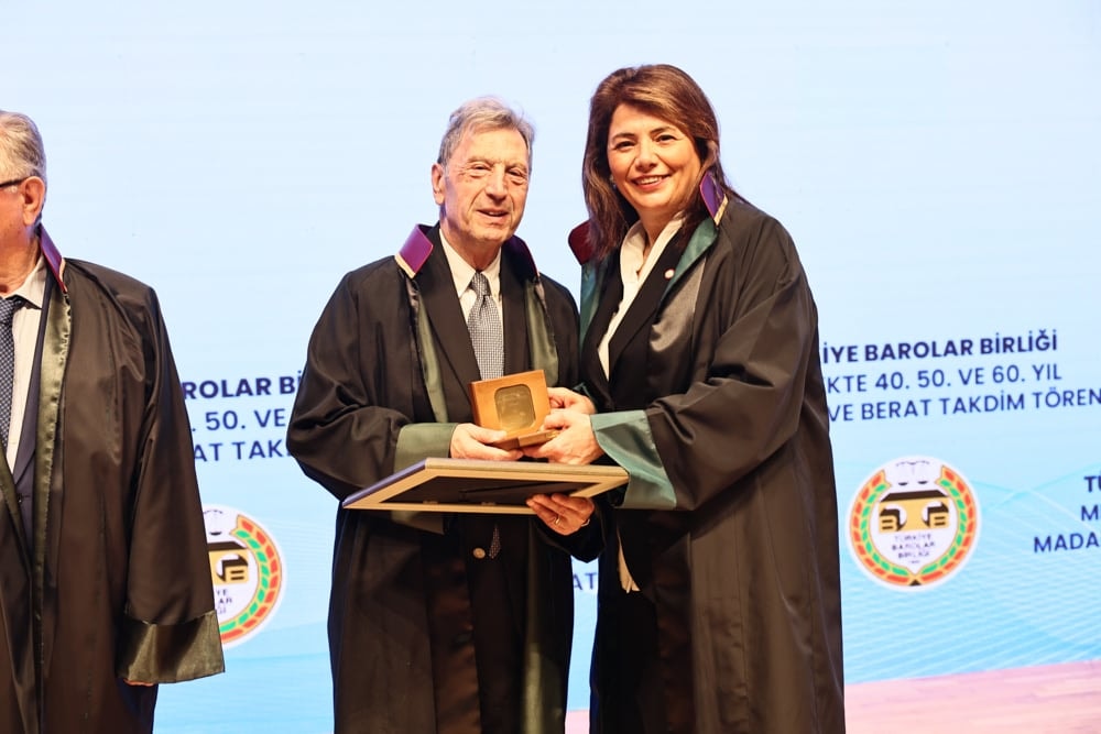 Meslekte 40, 50 ve 60 Yılını Dolduran Meslektaşlarımıza Plaket Verildi - 56