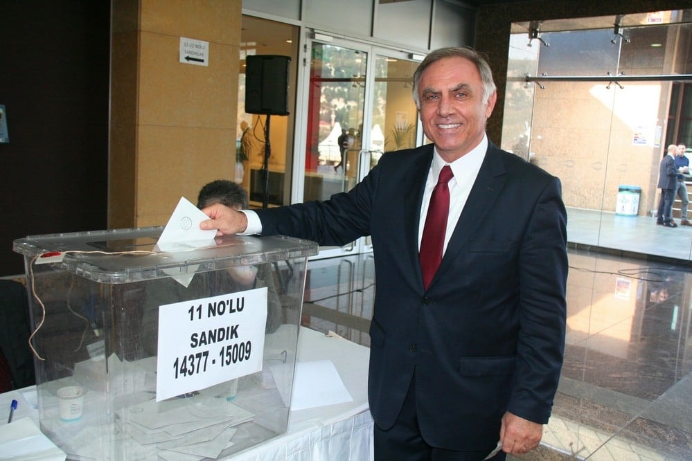 Başkan Durakoğlu Güven Tazeledi - 403