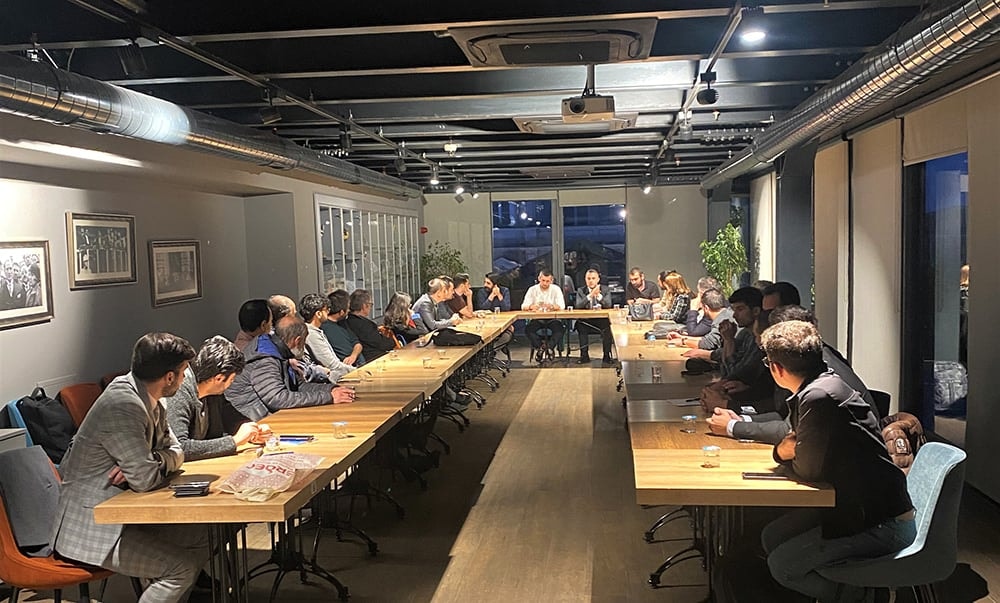 Demokratik Bir Mekanizma Olarak Siyasi Seçimler - 1