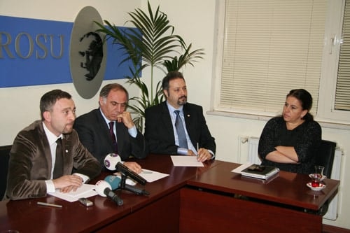 Basın Açıklaması : "Hukuka Ve Ülkeye Balyoz"

 - 6