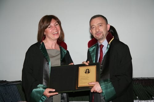 Mesleklerinde 25, 30, 35 Yılını Dolduran Toplam 693 Meslektaşımıza Plaket Verildi
 - 102