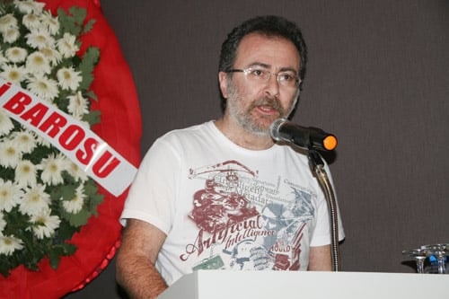 Türkiye Baroları Hayvan Hakları 1. Kurultayı
İstanbul’Da Yapıldı
 - 39