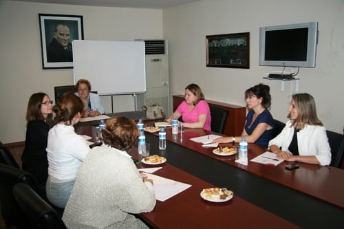 Aba Ve Bahçeşehir Üniversitesi’Nin “Aile İçi Şiddetle Mücadele” Programı - 1