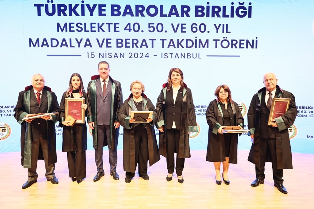 Meslekte 40, 50 ve 60 Yılını Dolduran Meslektaşlarımıza Plaket Verildi - 68