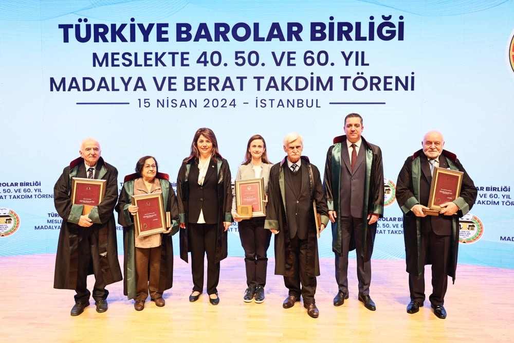 Meslekte 40, 50 ve 60 Yılını Dolduran Meslektaşlarımıza Plaket Verildi - 91