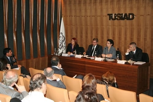 Yatırım Kuruluşlarına İlişkin Spk Düzenlemeleri

 - 37