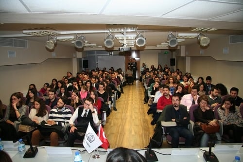 Avukatlar, Kurtçuklardan Muhteşem Kelebekler Yapmayı Becerenlerdir

 - 30