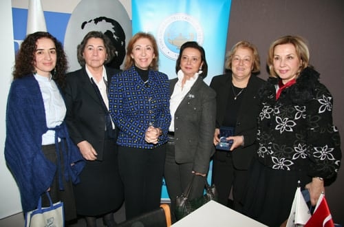 Türkiye’De Kadın - Erkek Eşitliği Demokrasi Sorunudur

 - 29