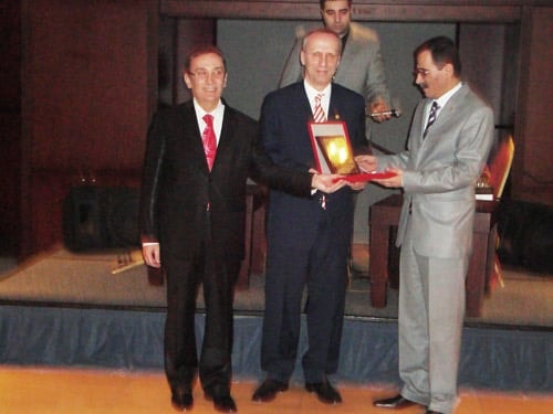 Yargıç Ali Güneren Ve Yargıç Mehmet Çamur’A Plaket