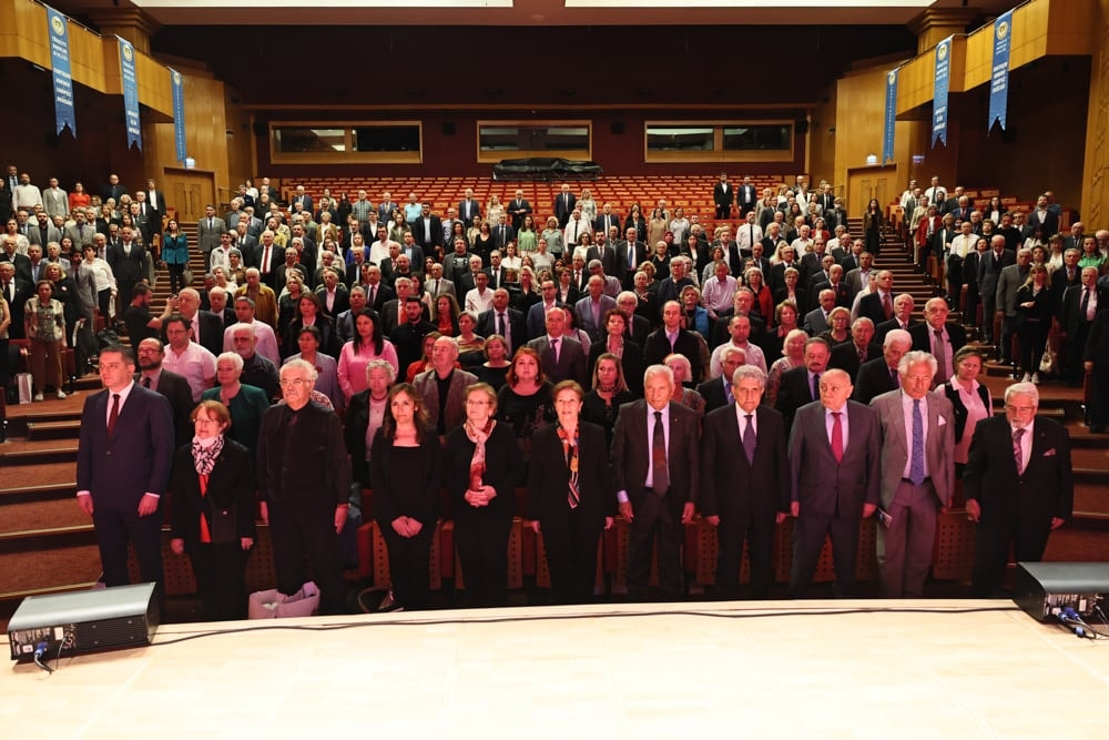 Meslekte 40, 50 ve 60 Yılını Dolduran Meslektaşlarımıza Plaket Verildi - 125