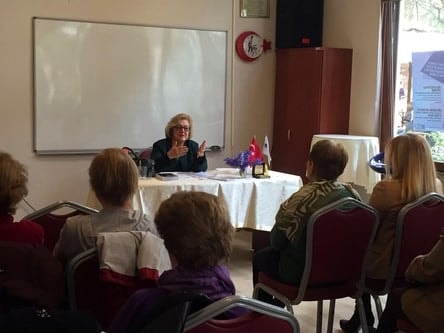 Türkiye’De Kadın Olmak
 - 1