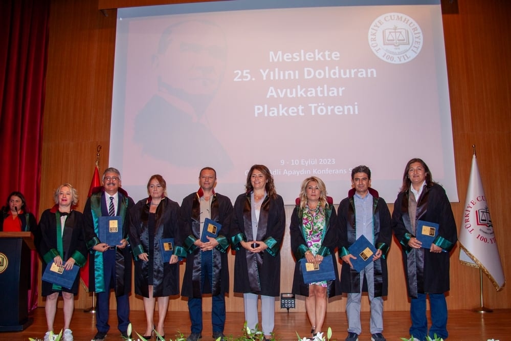 Meslekte 25, 30 ve 35 Yılını Dolduran Meslektaşlarımıza Plaket Verildi - 140