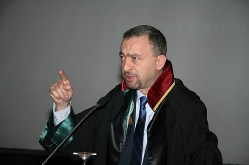 İstanbul Barosu'nun 135. Kuruluş Yıldönümünde 796 Meslektaşımıza Plaket Verildi