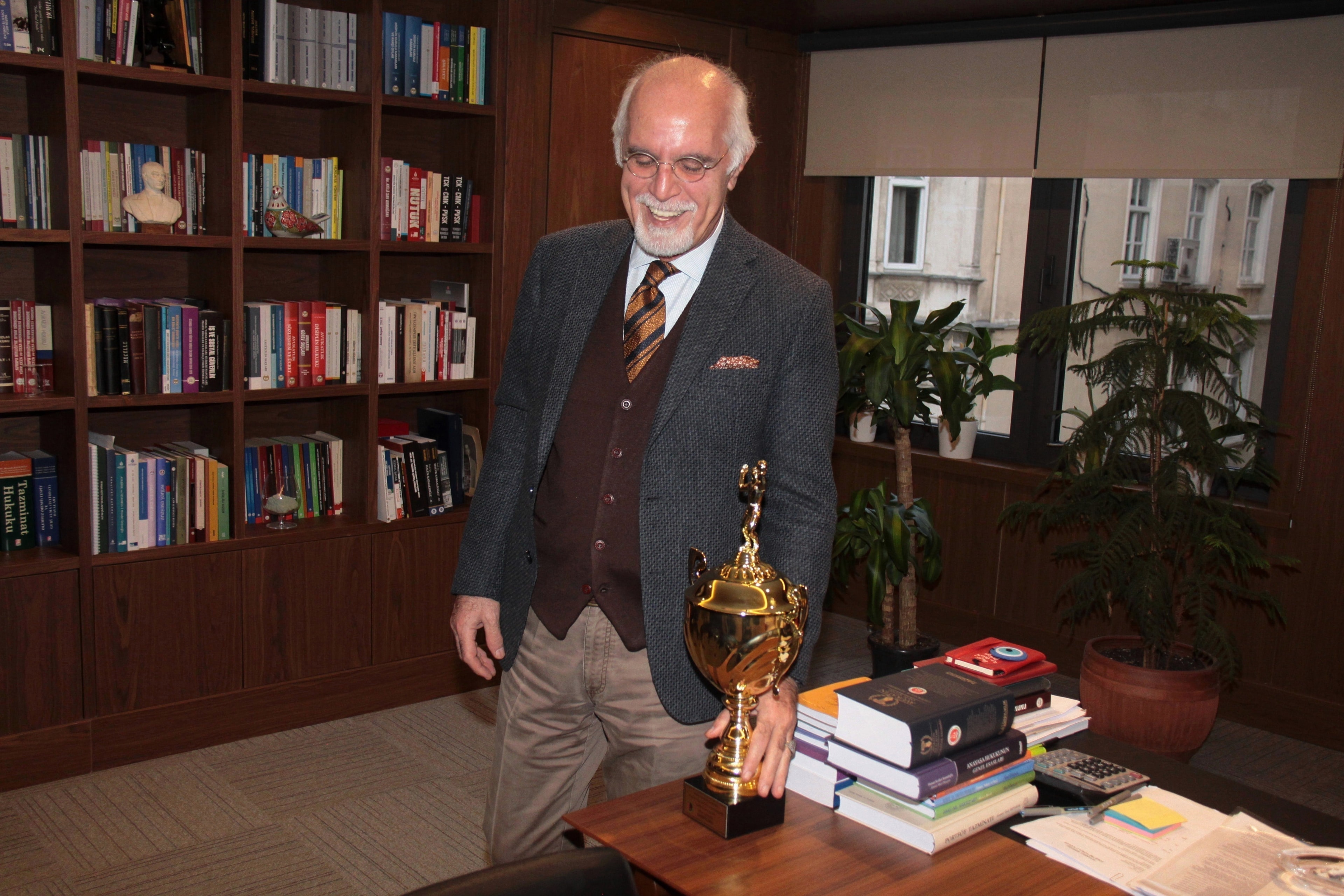 İstanbul Barosu Turkuaz Erkek Voleybol Takımımız Şampiyon - 5