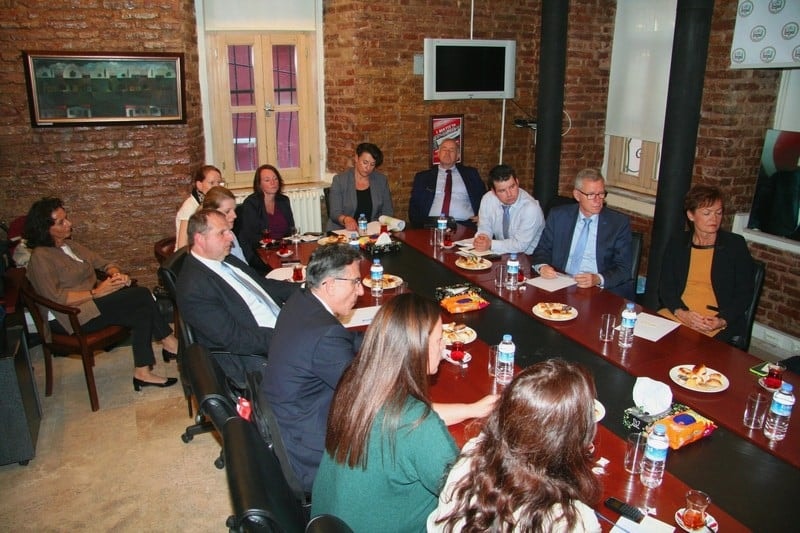 Almanya Hessen Federal ve Avrupa İşleri Bakanı Baromuzu Ziyaret Etti - 2