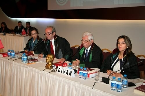 Ümit Kocasakal İstanbul Barosu Başkanlığına Yeniden Seçildi 

 - 110