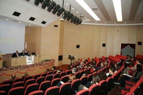 Çocuk Hapishaneleri Kapatılmalıdır

 - 13