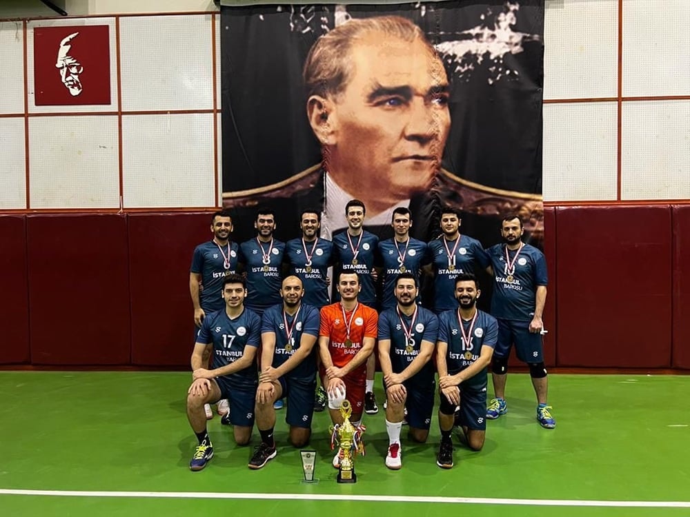 Adana ve Mersin Barosu Turnuvalarından İstanbul Barosu Takımları 5 Kupa İle Döndü - 2
