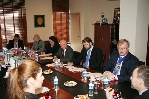 İngiliz Heyet Baromuzu Ziyaret Etti

 - 17