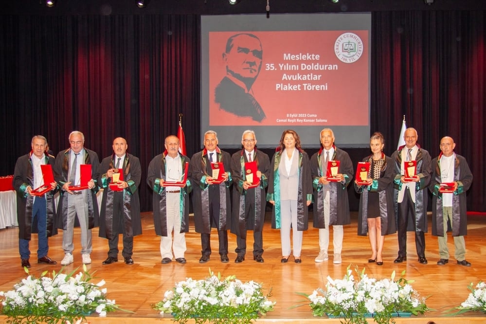 Meslekte 25, 30 ve 35 Yılını Dolduran Meslektaşlarımıza Plaket Verildi - 23