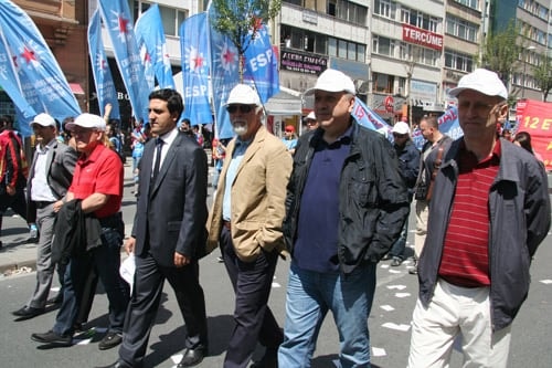 1 Mayıs’Ta Yine Taksim’Deydik
 - 9