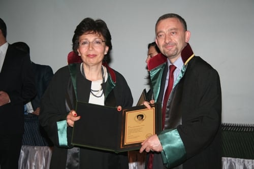 Mesleklerinde 25, 30, 35 Yılını Dolduran Toplam 693 Meslektaşımıza Plaket Verildi
 - 89