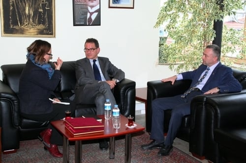 Almanya Başkonsolusu Baromuzu Ziyaret Etti
 - 8