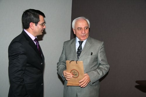 Doç. Dr. Şahin Filiz: “Türk Ulusuna 
Arap Kültürü Ve Yaşam Tarzı Dayatılıyor” - 11