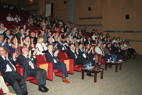 Mesleklerinde 25, 30, 35 Yılını Dolduran Toplam 693 Meslektaşımıza Plaket Verildi
 - 83