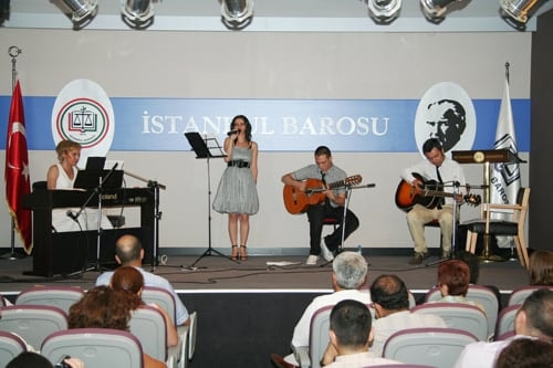 Baromuzda Hafif Müzik Esintisi - 11