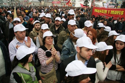 1 Mayıs Coşkuyla Kutlandı

 - 36