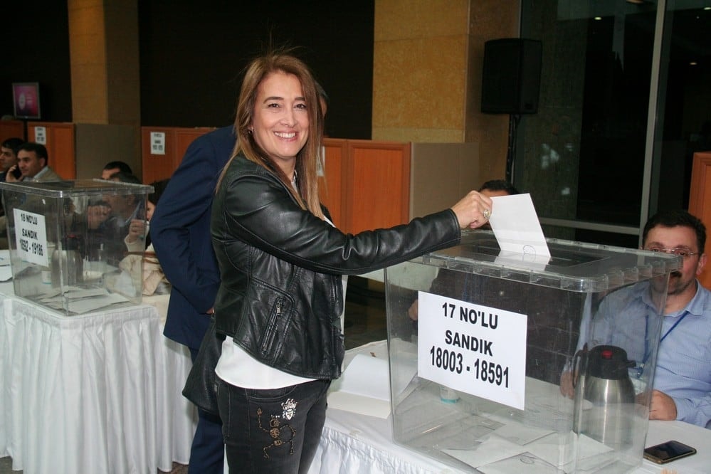 Başkan Durakoğlu Güven Tazeledi - 389