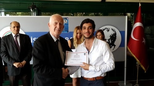 29. Dönem Hukuk İngilizcesi Ve Terminolojisi Derslerini Tamamlayanlara Katılım Belgeleri Verildi 
 - 33