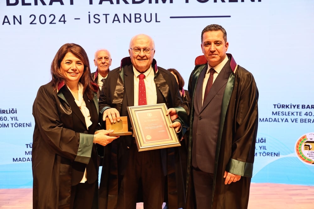 Meslekte 40, 50 ve 60 Yılını Dolduran Meslektaşlarımıza Plaket Verildi - 190