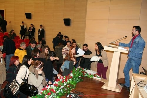 Kadın Hakları Ve Aile İçi Şiddet” Konulu Sertifika Programı Devam Ediyor
 - 123