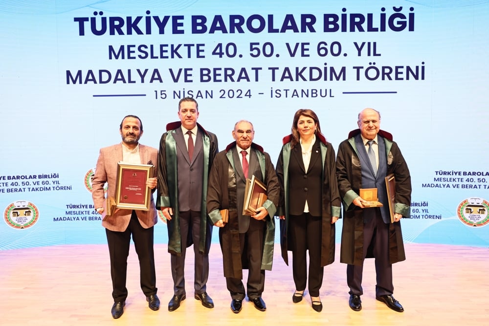 Meslekte 40, 50 ve 60 Yılını Dolduran Meslektaşlarımıza Plaket Verildi - 75