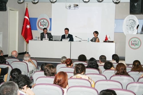 Hukuk Ve Tıp Mensupları Arasında Ortak Dil
 - 5