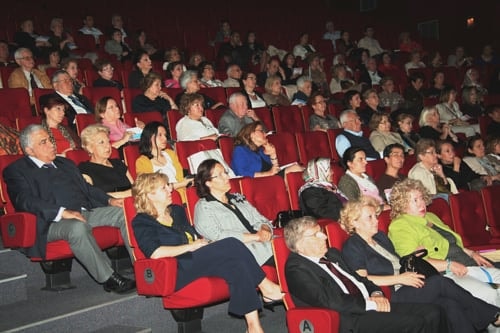 İlkbahar Konseri Coşturdu
 - 19