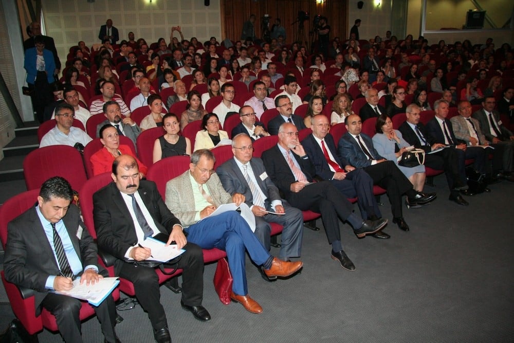 İş Hukuku Ve Sosyal Güvenlik Hukukuna İlişkin Sorunlar - 44