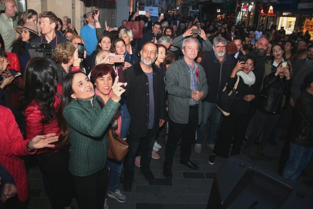 Demokrasi Nöbetine Katılım Genişliyor - 9