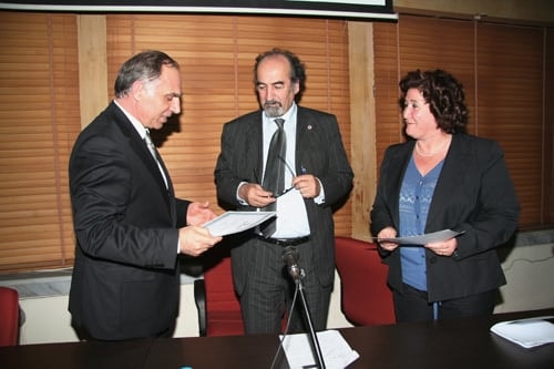 Felsefe Avukatlağın Profilini Yükseltir 

 - 21