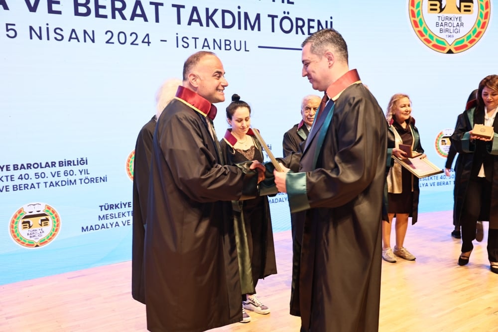 Meslekte 40, 50 ve 60 Yılını Dolduran Meslektaşlarımıza Plaket Verildi - 76