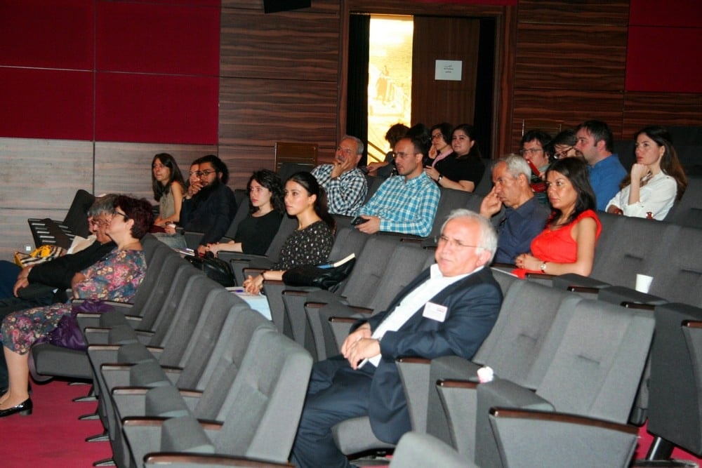 Hukuka Felsefi ve Sosyolojik Bakışlar VIII - 16