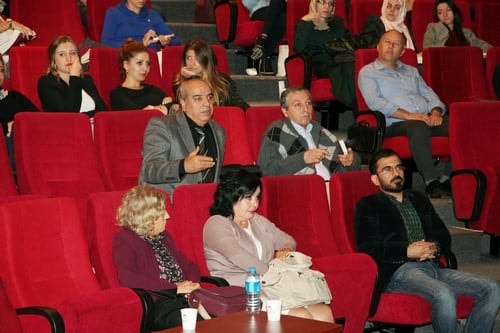 Kadın Hakları Ve Aile İçi Şiddet Konulu Sertifika Programı Devam Ediyor

 - 47